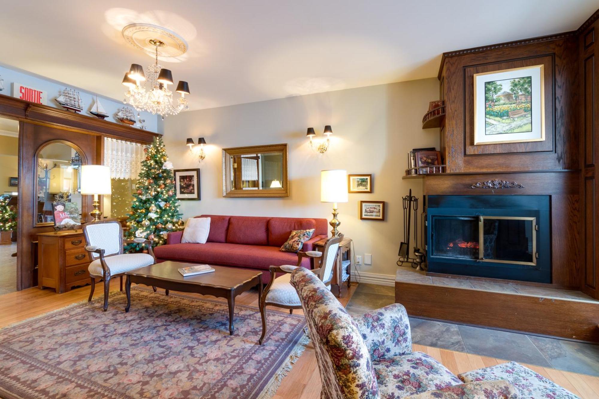 Goeliche Hotel Et Appartement Saint-Laurent-de-l'ile d'Orleans Εξωτερικό φωτογραφία