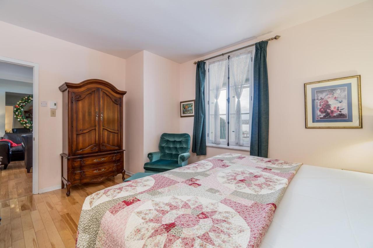 Goeliche Hotel Et Appartement Saint-Laurent-de-l'ile d'Orleans Εξωτερικό φωτογραφία