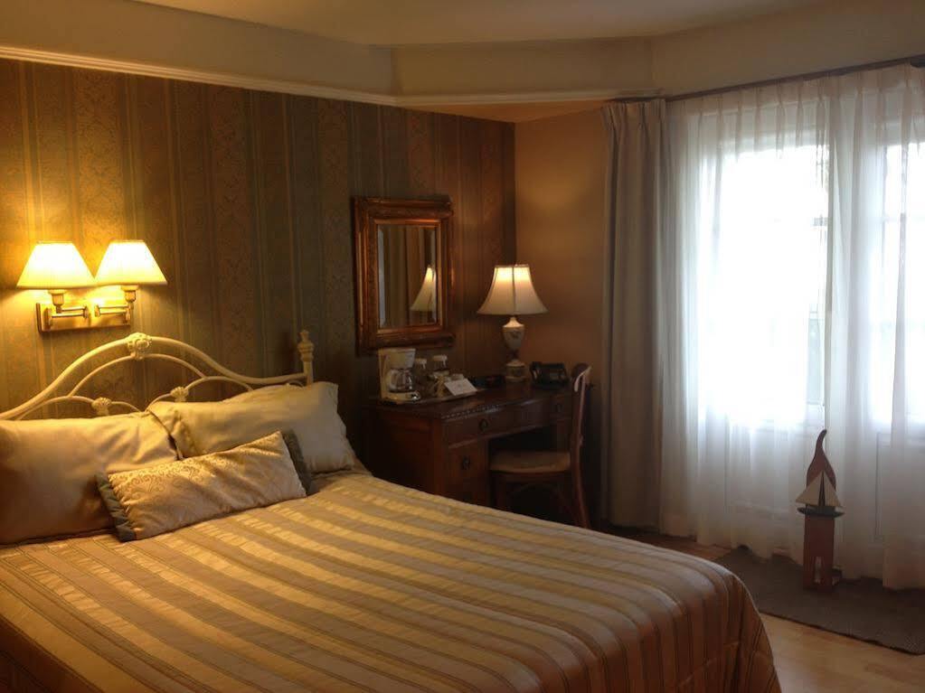 Goeliche Hotel Et Appartement Saint-Laurent-de-l'ile d'Orleans Εξωτερικό φωτογραφία